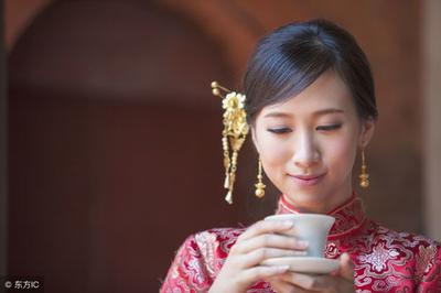 女人孤寡命是命中没有男人吗